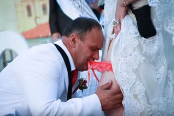 Zmaj otkrio razlog zbog kojeg je oženio Vesnu, a sad hoće razvod! (FOTO) (VIDEO)