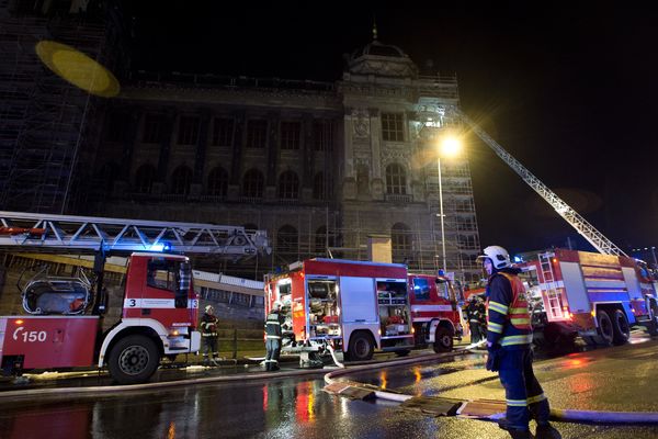 Vatra u Pragu: Goreo Narodni muzej!