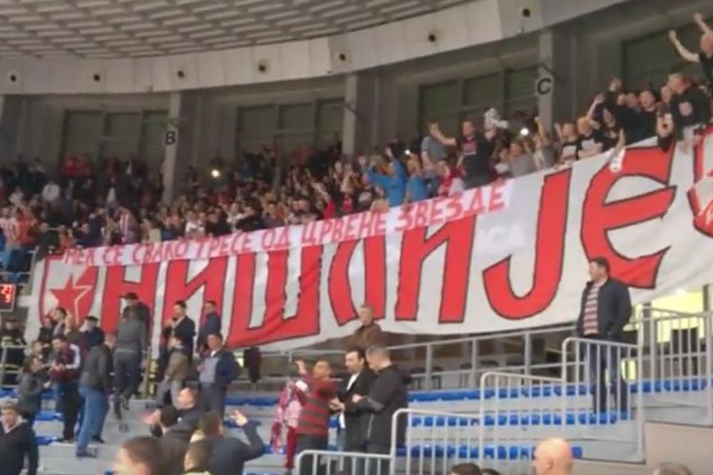 Grmeo je Čair: Delije su ovako pozdravile košarkaše Zvezde pred megdan sa Partizanom! (VIDEO)