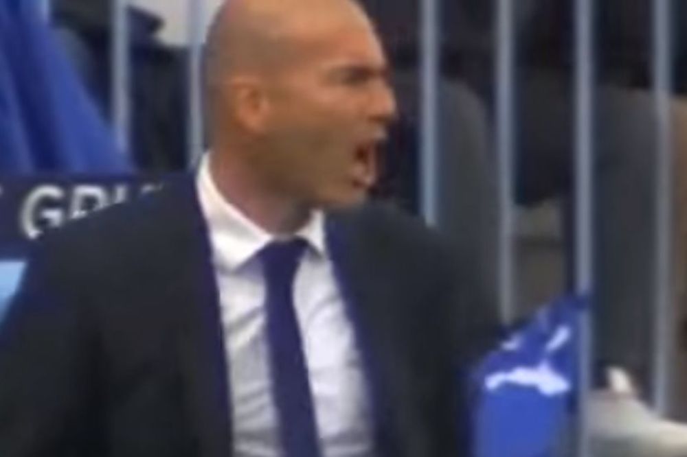 Bolje mu je da sledeći put bude precizan: Zidan odlepio nakon što je Ronaldo promašio penal! (VIDEO)