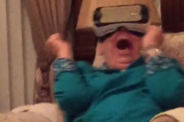 Baka je isprobala virtuelnu realnost, i potpuno odlepila! (VIDEO)