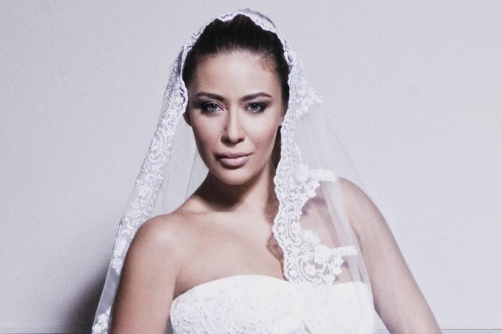 Venčanje je bilo katastrofa: Ana Nikolić se kaje zbog svadbe s Rastom!