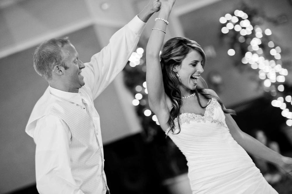 Šta datum venčanja govori o budućnosti vašeg braka? (FOTO) (GIF)