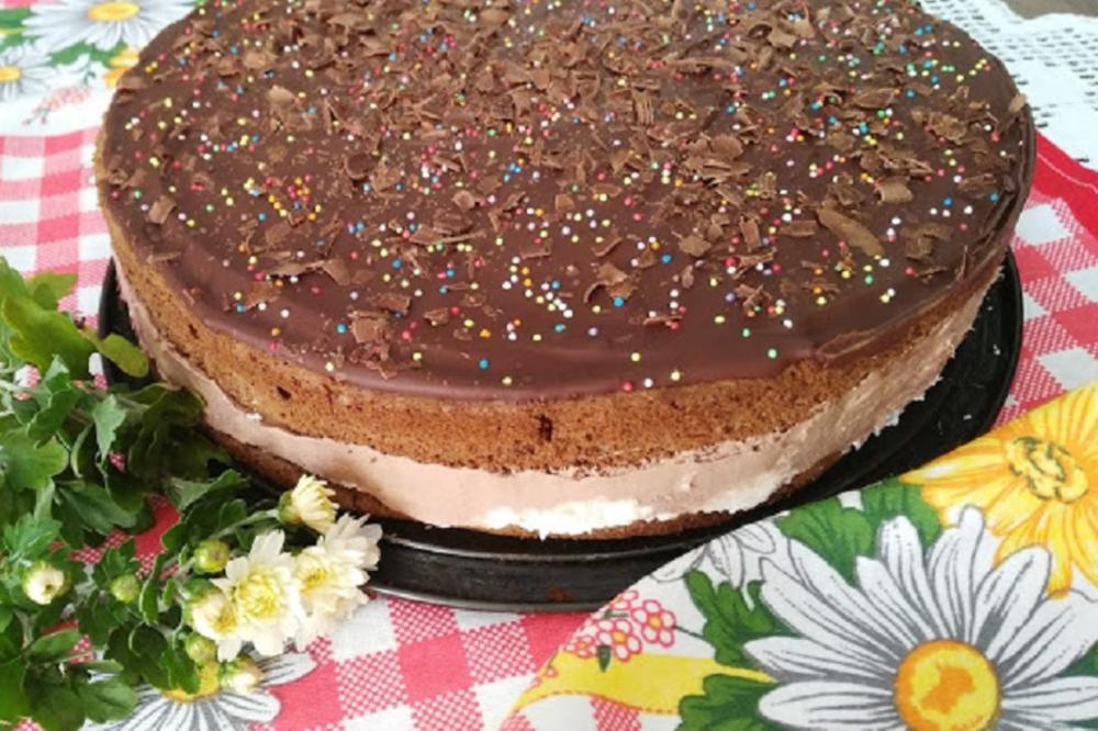 Da oližete tanjir! Najkremastija čokoladna torta na svetu će vam ulepšati dan! (RECEPT) (VIDEO)