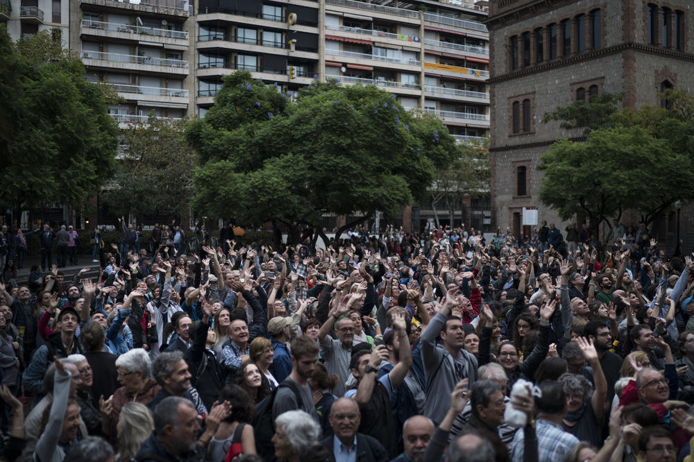 STIŽE IH KAZNA ZBOG ODBIJANJA POSLUŠNOSTI! Pljušte tužbe protiv katalonske policije zbog referenduma