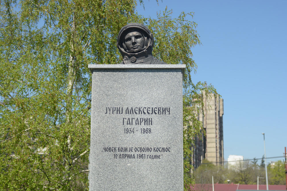 Spomenik Juriju Gagarinu u Beogradu
