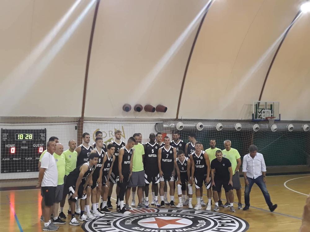 Košarkaši Partizana na početku priprema  