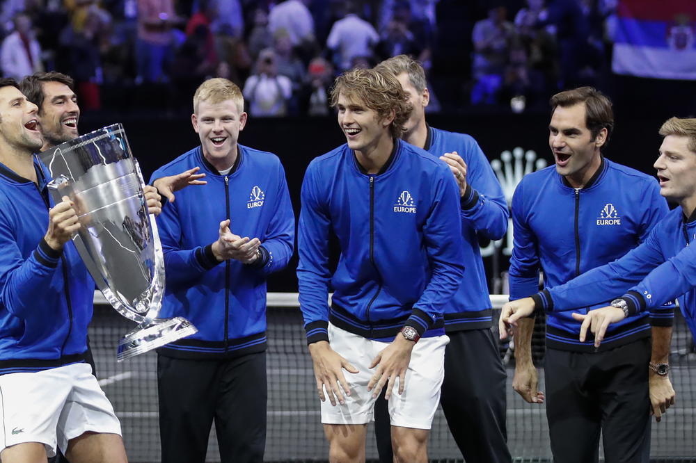 NOLE KAPITEN PODIGAO ŠAMPIONSKI PEHAR: Federer i Zverev predvodili Evropu za novi trofej Lejver kupa!