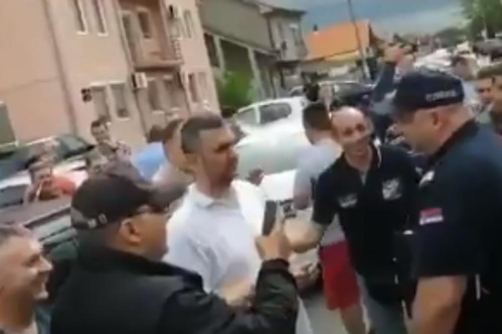 FRKA ZBOG CARGO TAKSISTE: Beograđani sprečili otimanje automobila vozaču! (VIDEO)