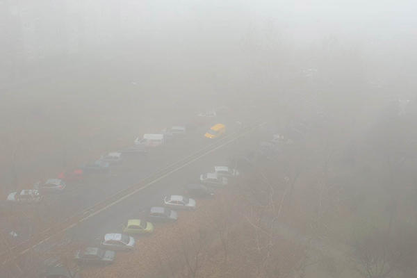 UPOZORENJE AMSS: Magla i kiša otežavaju saobraćaj, na JEDNOM prelazu čeka se i do 5 sati!
