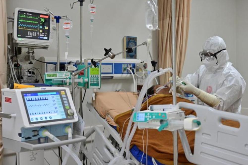 OVO JE KOLAPS MEDICINSKOG SISTEMA: Direktor kovid bolnice u Japanu opisao situaciju, lekari su iscrpljeni!
