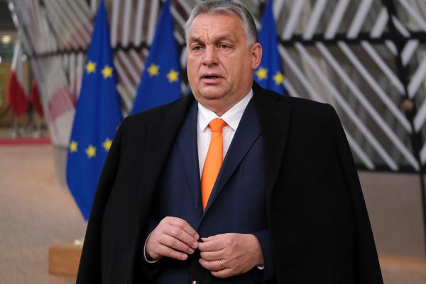 "AKO VAM TREBAJU, UZMITE IH": Orban ponudio zapadnoj Evropi otvaranje koridora za ilegalne migrante