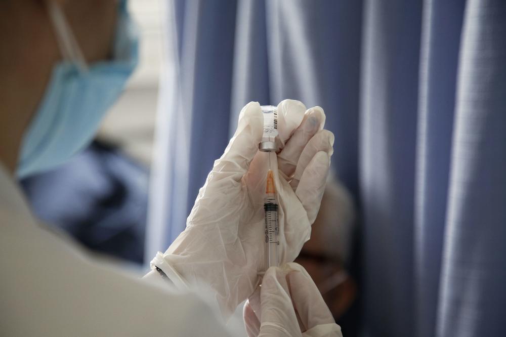 JAPAN RAZVIJA ŠPRIC ZA IZVAČENJE sedam doza vakcine Fajzer