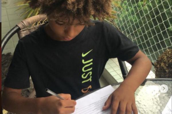 BUDUĆA FUDBALSKA ZVEZDA! Mladi Brazilac ima osam godina i već je potpisao sponzorski ugovor sa poznatim brendom!