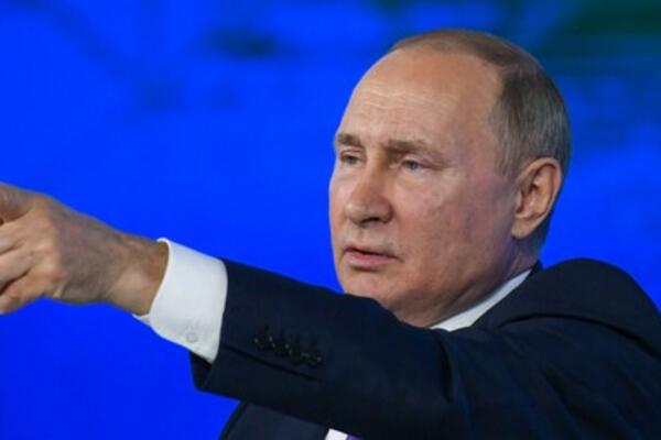 "Putin NE NOSI MASKU na javnim mestima, ali to ne znači da nije zaštićen"