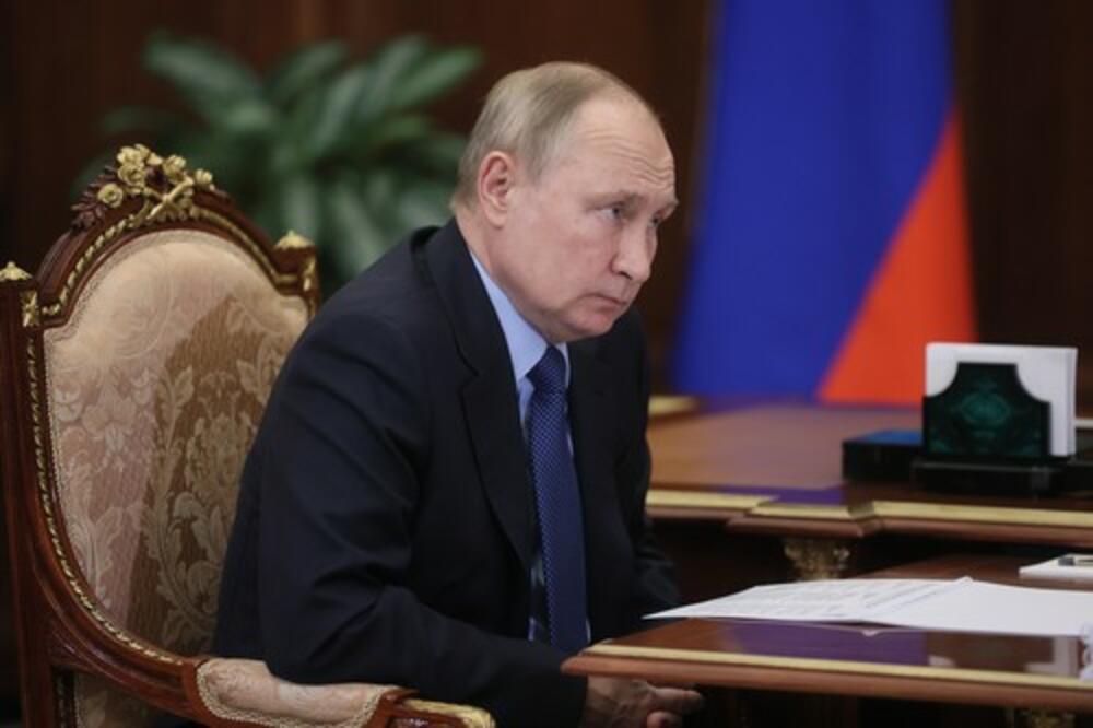 "ONI TREBA DA SEDNU I DOGOVORE MERE POTREBNE ZA REŠAVANJE SUKOBA": Putin nakon sastanka sa Lukašenkom
