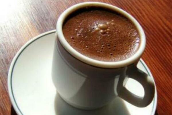 NUTRICIONISTA TVRDI: Ako sipate OVAJ ZAČIN u jutarnju kafu smršaćete za TREN OKA