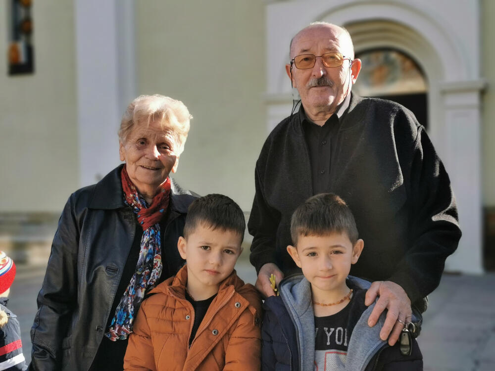 Dragiša Šainović sa porodicom