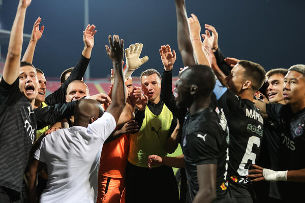 STIGLA PONUDA "KOJA SE NE ODBIJA!" Dva francuska kluba žele jednog od najboljih fudbalera Partizana (FOTO)