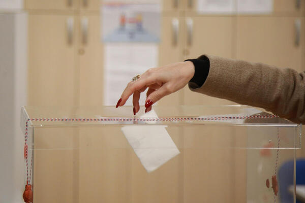 POČELA IZBORNA TIŠINA PRED PONAVLJANJE IZBORA! Evo na kojim biračkim mestima građani opet glasaju