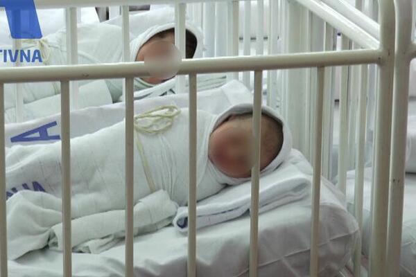 BORBA PROTIV BELE KUGE U PUNOM JAKU: Pravi "bebi bum" u užičkom porodilištu