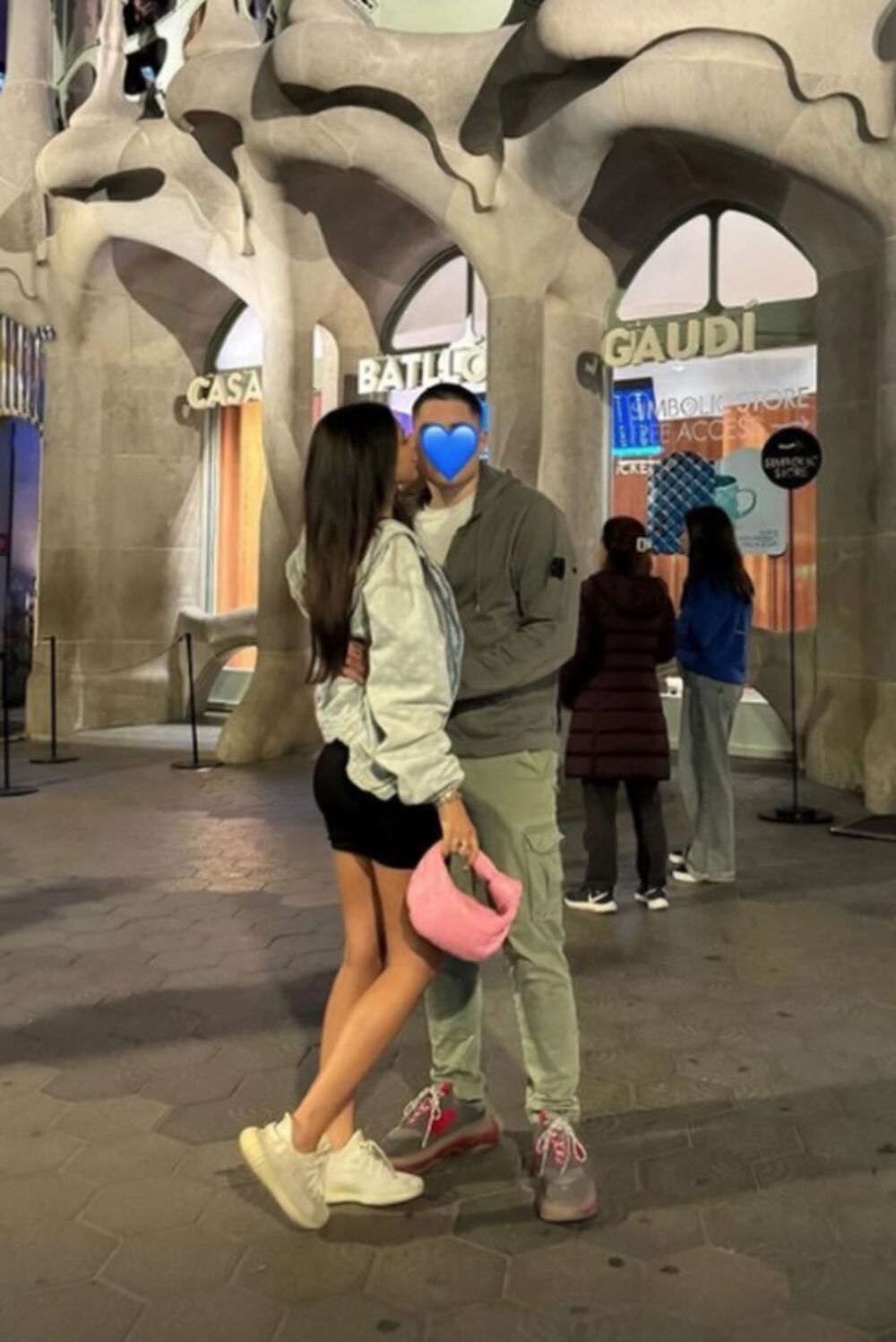 Ona je sa svojim dečkom otputovala u Barselonu