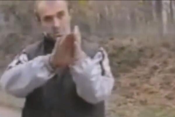 EVO KAKO JE PRIPREMAN ATENTAT NA ZORANA ĐINĐIĆA! Jovanović pokazao gde je isprobavao pušku pre ubistva (VIDEO)