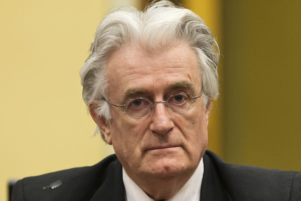 Radovan Karadžić hitno OPERISAN, pa vraćen u pritvor! (FOTO)