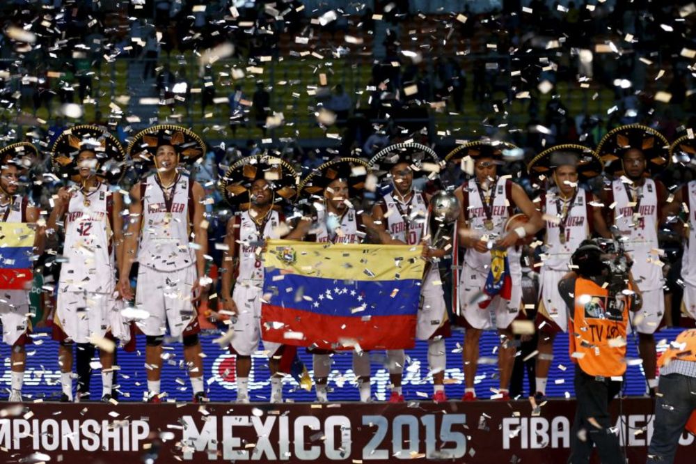 IMAMO PODVIG GODINE: Izbacili NBA Kanađane sa OI, pa u finalu dobili Argentinu! (FOTO) (VIDEO)