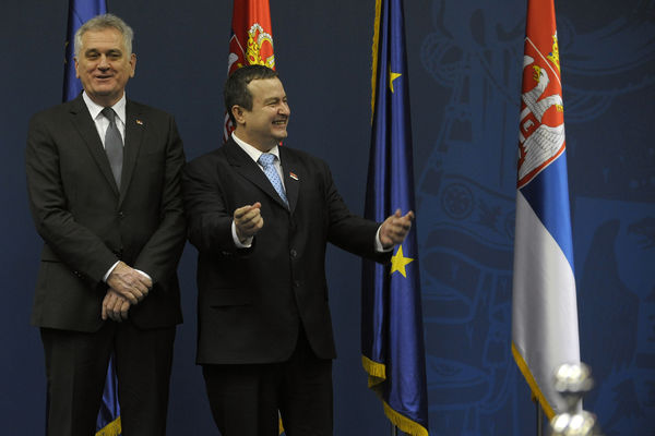 NIKOLIĆ: Ne volim Ivicu Dačića, ali sam na njegovoj strani!