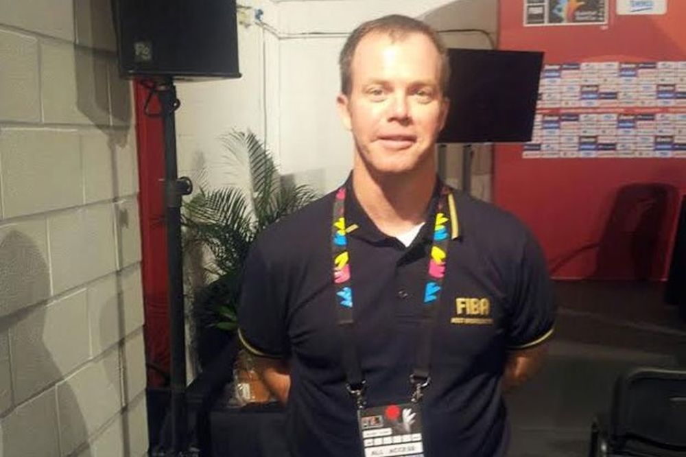 LIJAM THE TROJKA: Ovaj Amerikanac potpuno je poludeo za srpskim košarkašima! (VIDEO)