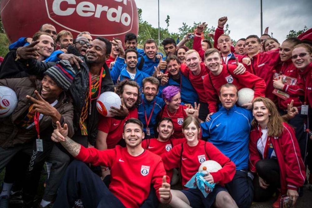 Da li ste znali da postoji Svetsko prvenstvo u fudbalu za beskućnike? (FOTO) (VIDEO)