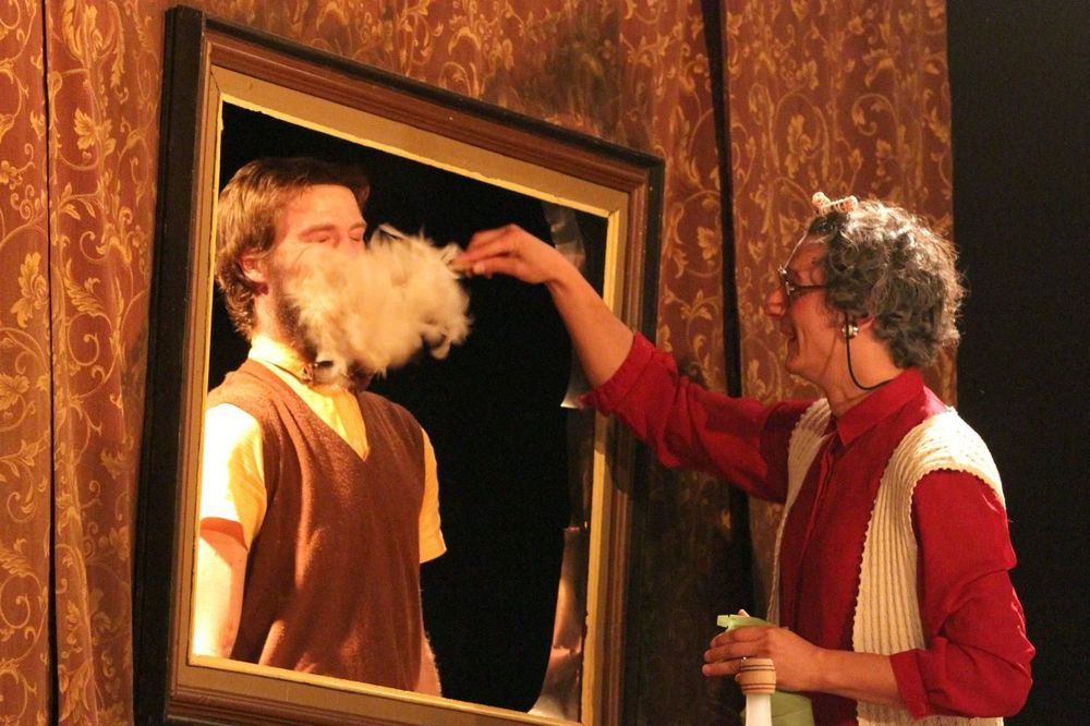 VOLITE ANTKU? U ovoj Ilijadi se peva, pleše i umire!