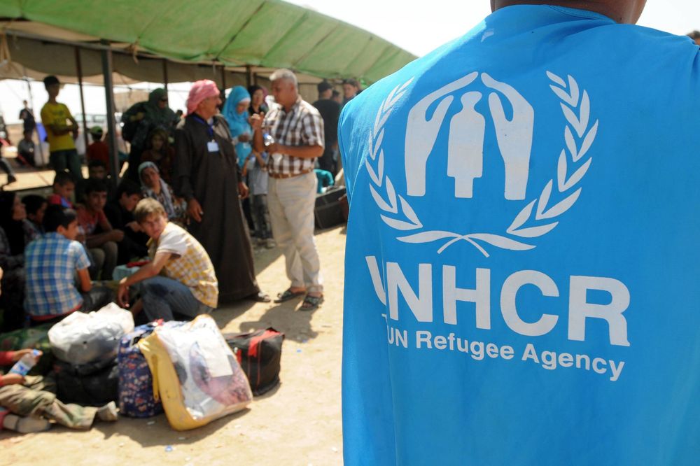 PUCAMO PO ŠAVOVIMA: Srbija se puni migrantima, susedi zatvaraju granice