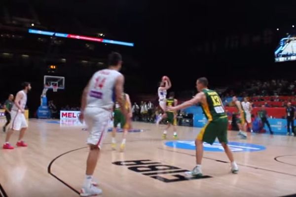 Pogledajte čudesnu Teodosićevu trojku iz neviđenog ugla do sada! (VIDEO)