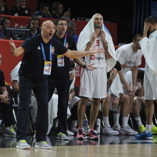 ĐORĐEVIĆ: Nismo igrali pametno! Stalno smo tražili neku veliku trojku da rešimo meč! (FOTO)