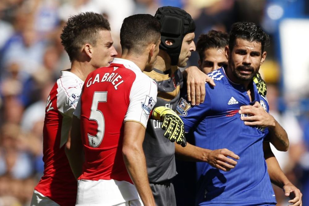 PRŠTALO U LONDONSKOM DERBIJU: Lukavi i prgavi Košta heroj Čelsija! (FOTO) (VIDEO)