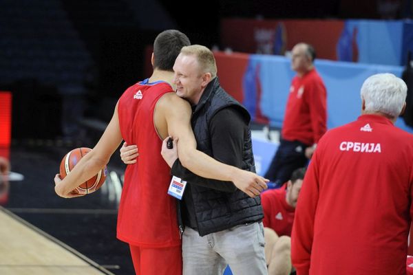 Đilas zagrlio Bogdana na treningu! Srbija možda domaćin kvalifikacija za OI! (FOTO)