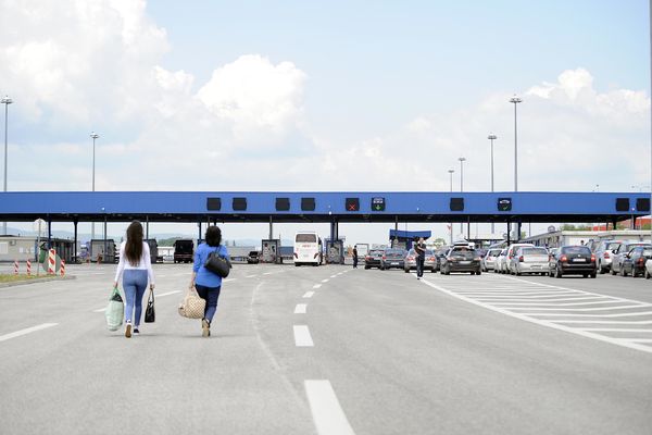 SVI PRELAZI SA MAĐARSKOM OTVORENI: Sa Hrvatskom samo preko Batrovaca