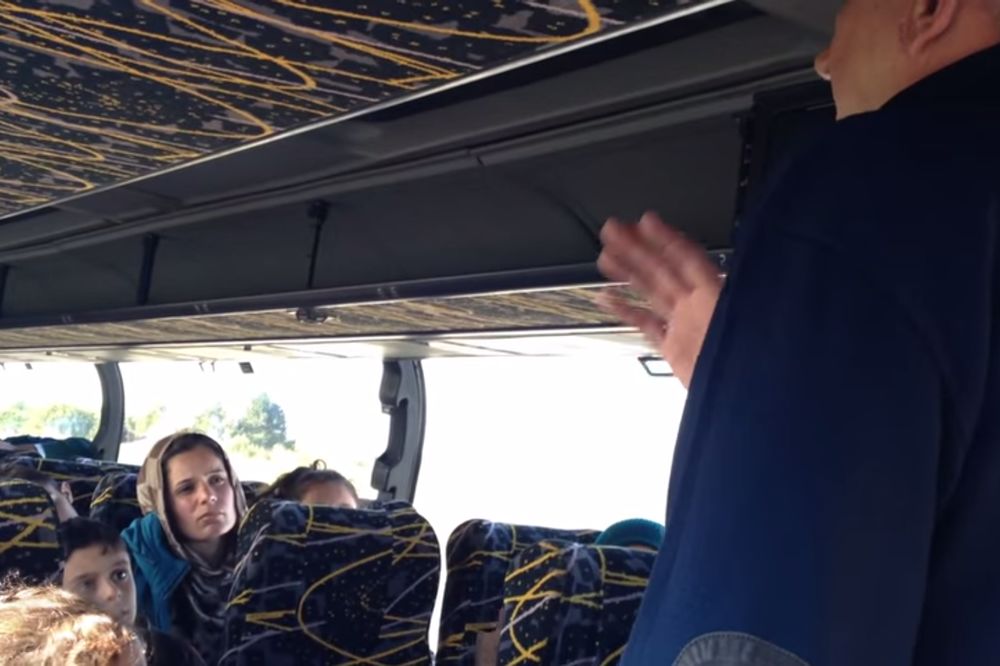 HRVATSKI MINISTAR IZBEGLICAMA: SALAM ALEJKUM, moje ime je Ranko! (VIDEO)