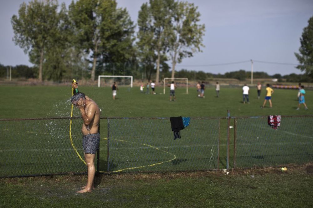 Fudbaleri Hajduka odigrali dve utakmice protiv bosih migranata!