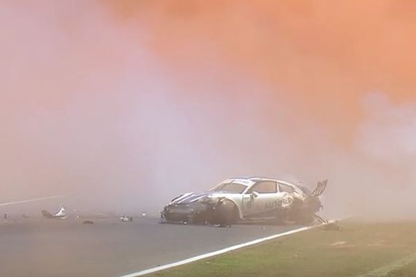 GLEDAO SMRTI U OČI: Pogledajte udes sina bivšeg vozača Formule 1 (VIDEO)