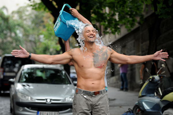 ČEDA OPET U GIPSU: Izdržao sam samo 10 meseci bez povrede! (FOTO) (VIDEO)