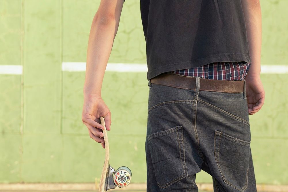 Političar tvrdi da ga je kontaktirao Bog: Rekao mi je da ZABRANIM spuštene pantalone! (FOTO)