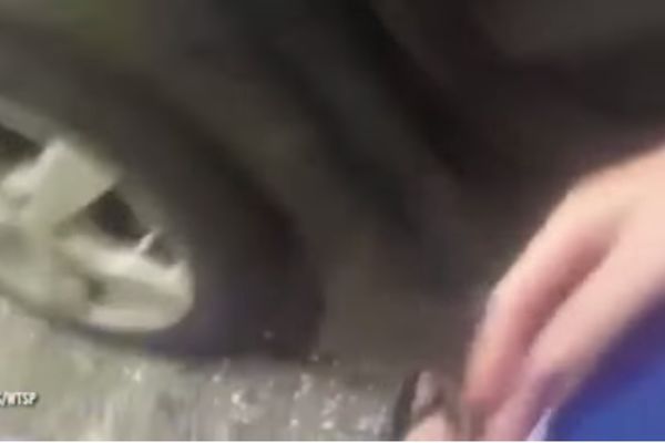 NASILJE U PORODICI: Muž snimio BIVŠU ŽENU kako ga ZLOSTAVLJA! (VIDEO)