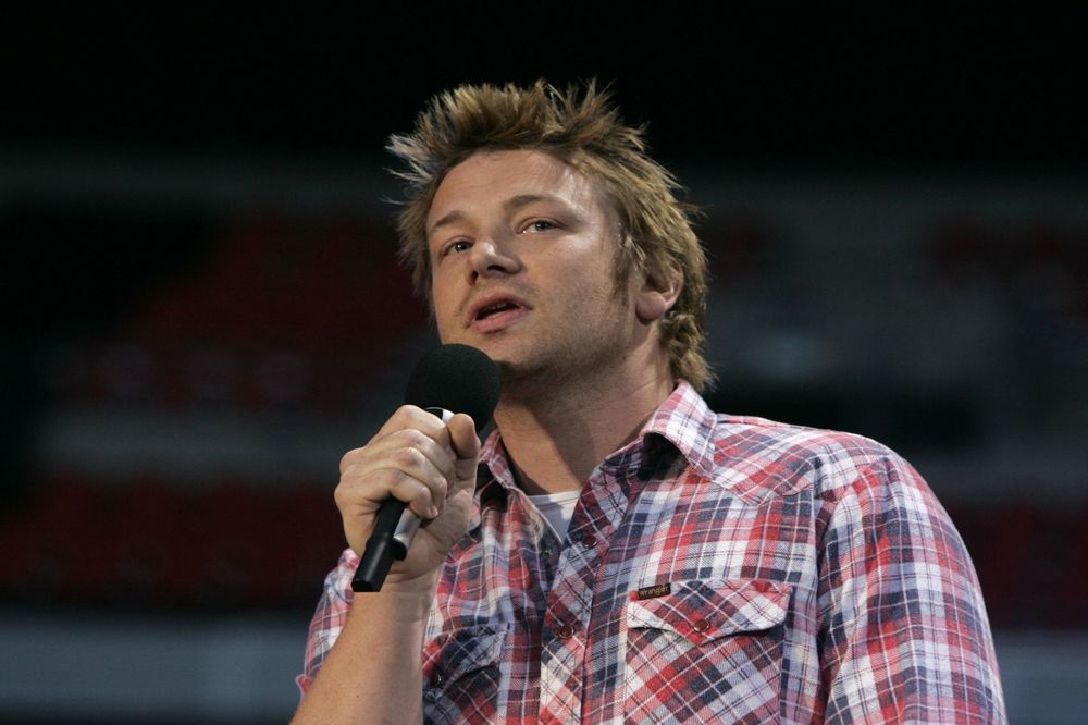 ŽELITE LI DA DOŽIVITE STOTU? Slušajte Džejmija Olivera! (FOTO)