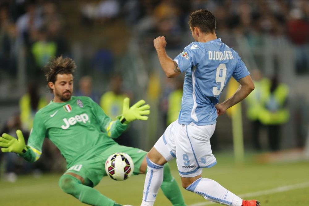 NEKA SE TAKO NASTAVI: Reprezentativac Srbije strelac za Lacio! (VIDEO)