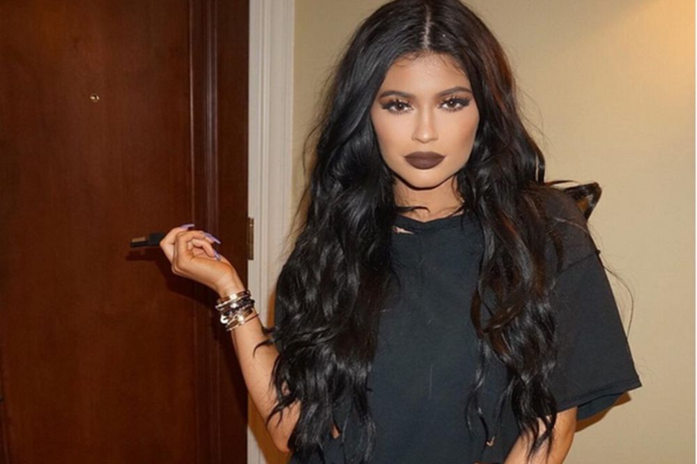 Sestra Kim Kardašijan opet šokira: Kako vam se dopada njen novi imidž? (FOTO)