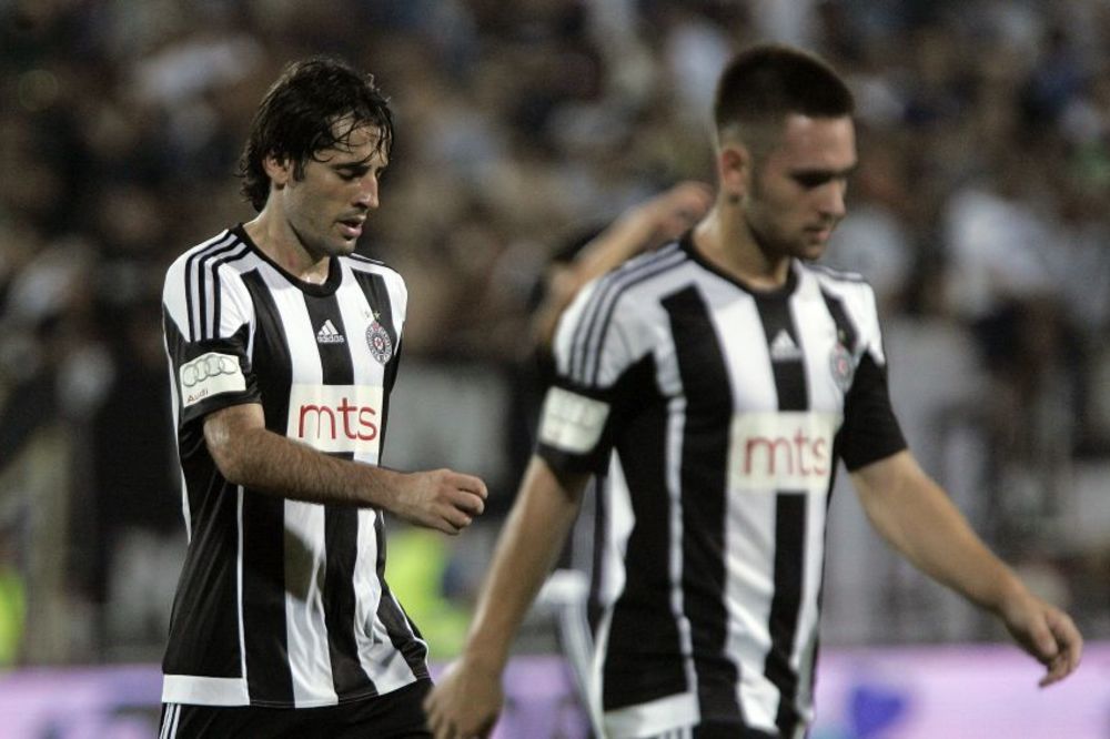 MALI, RANO SI POLETEO: Živković odbio da priča s novinarima jer je UVREĐEN?! (VIDEO)