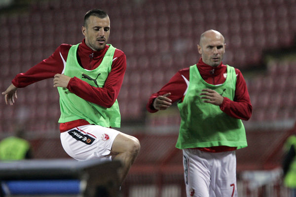 NI POSLE 9 GODINA: Luković ne zna za poraz u derbiju!